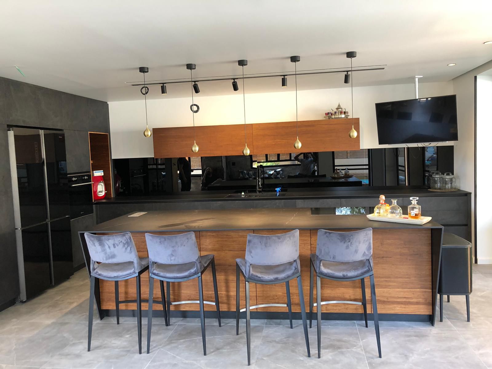 חיפויי זכוכית